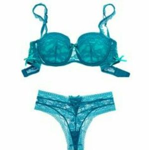 Adore Me Luiza pushup set 38DS